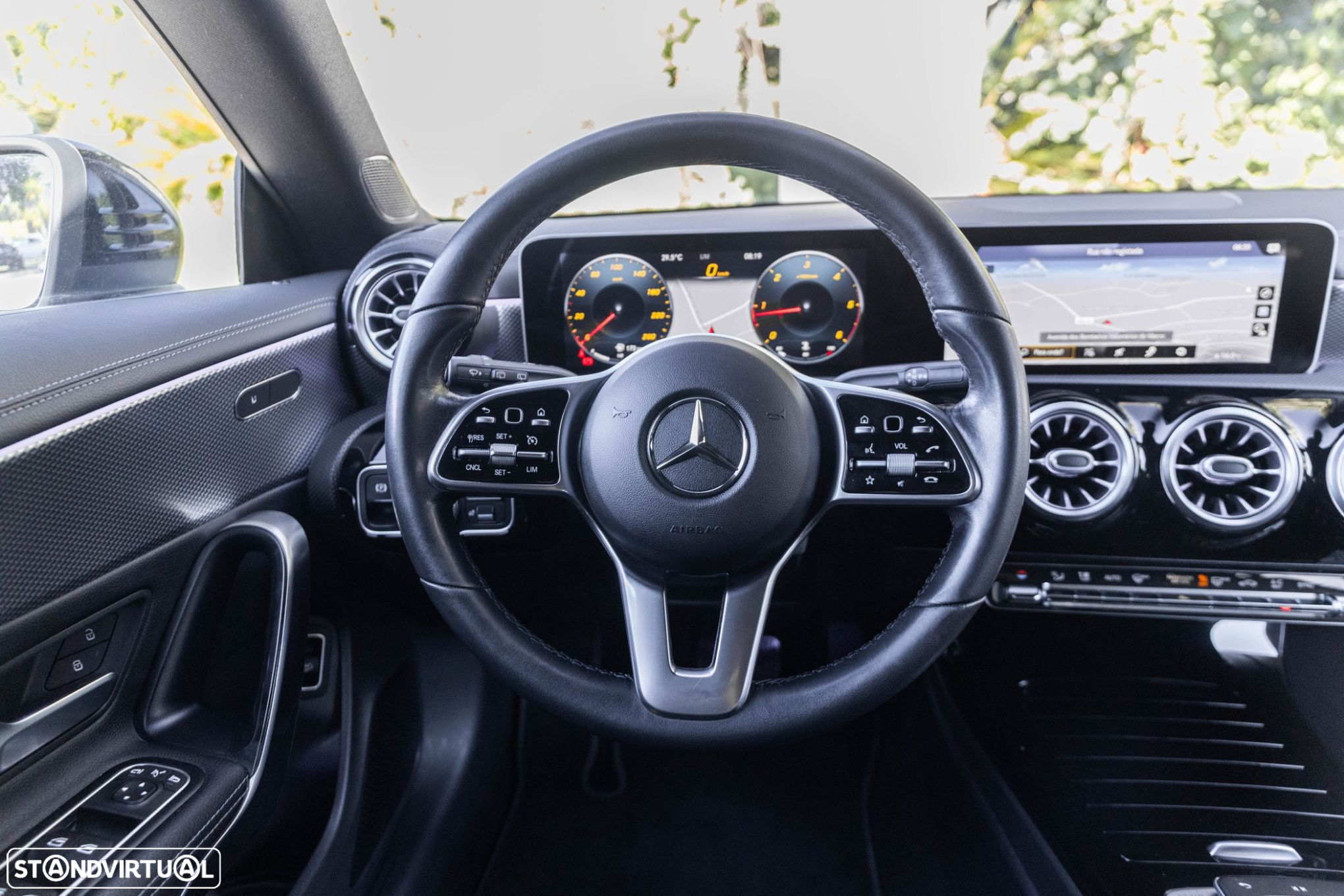 Mercedes-Benz CLA 200 - 13