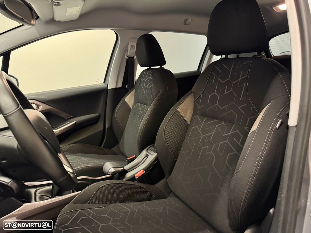 Peugeot 2008 1.6 e-HDi Allure - 11