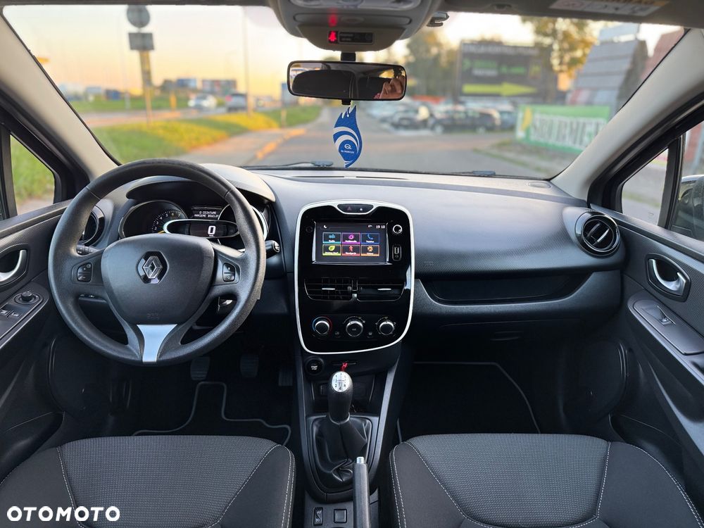 Renault Clio - 15
