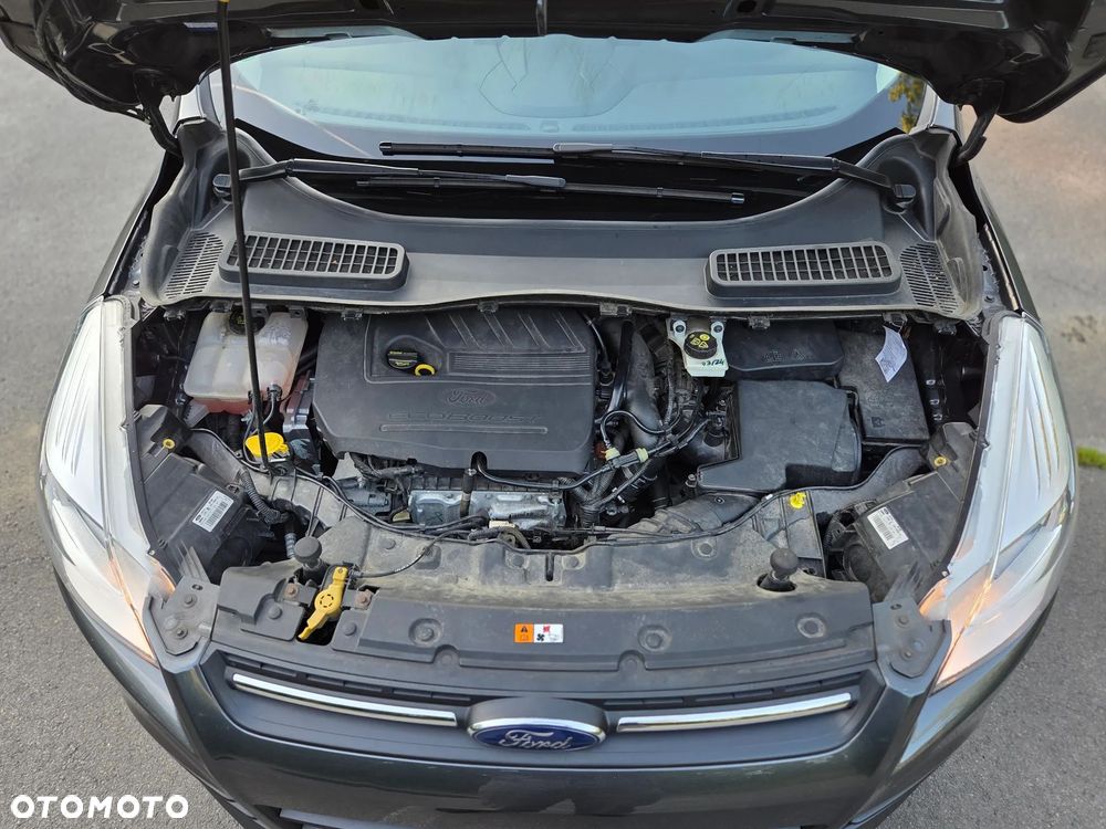 Ford Kuga - 22