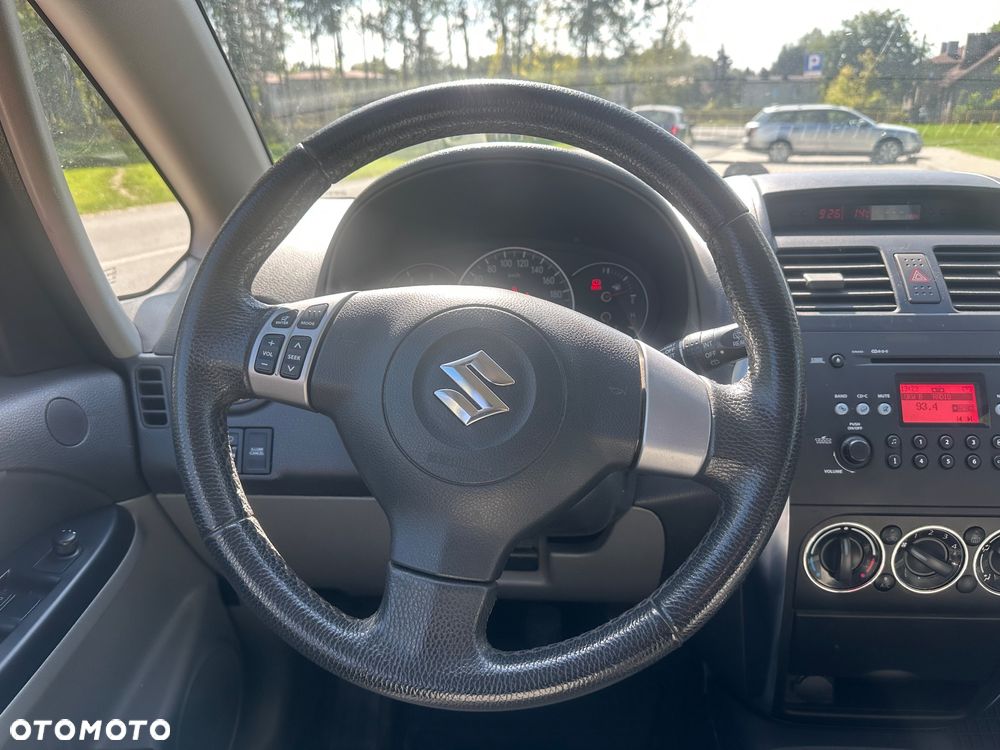 Suzuki SX4 1.9 DDiS DPF 4x2 Comfort - 16