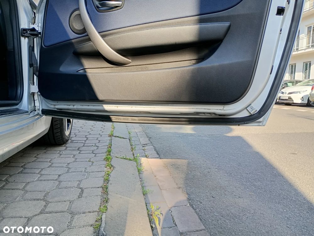 BMW Seria 1 - 21