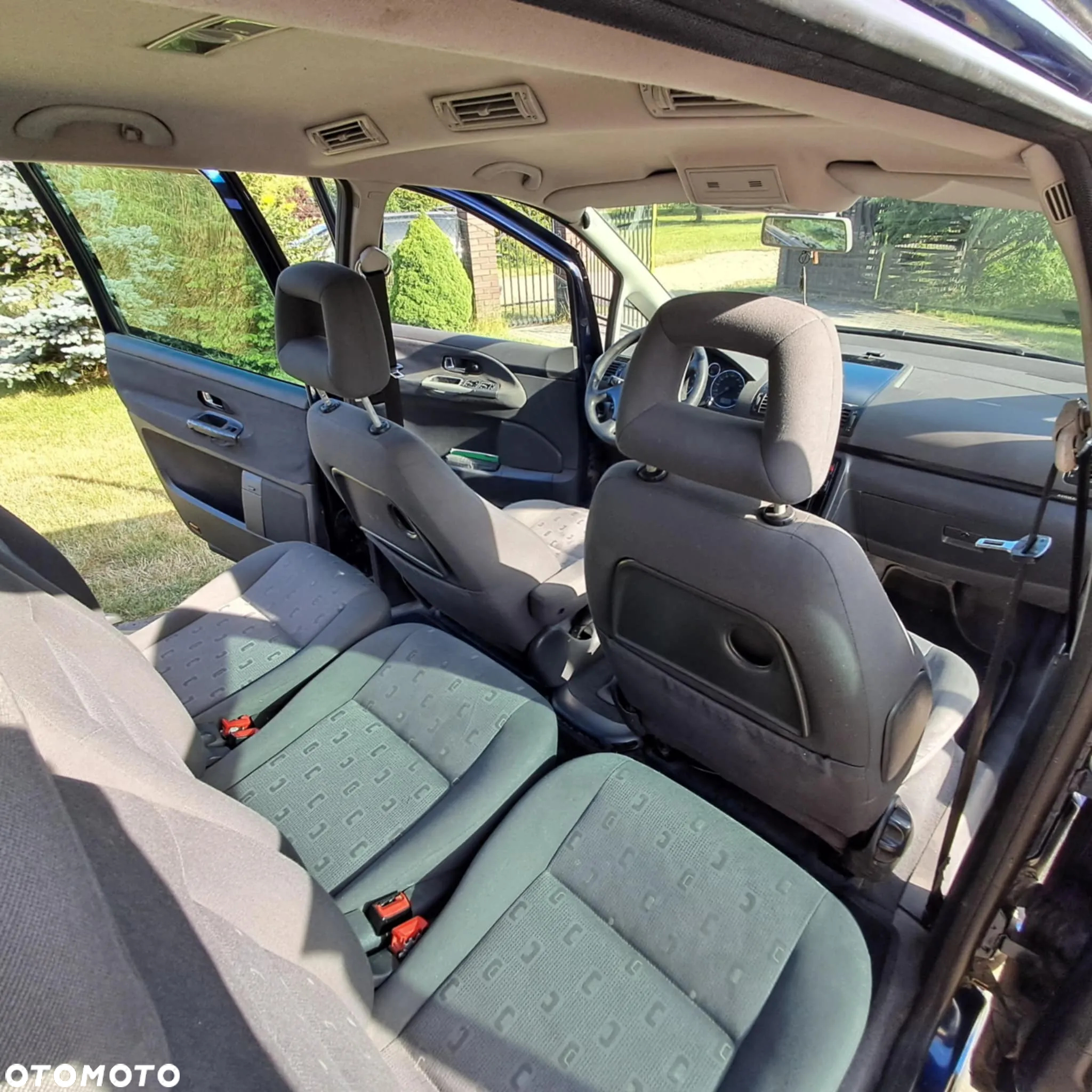 Volkswagen Sharan - 14