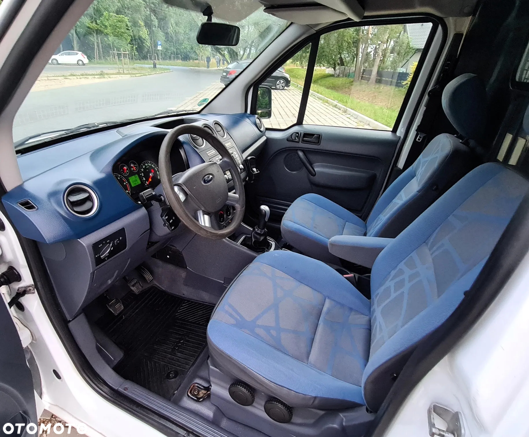 Ford TRANSIT TOURNEO CONNECT MAXI - 20