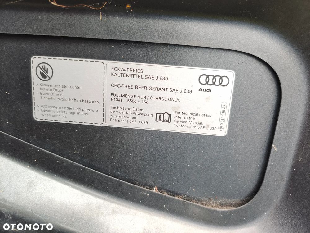 AUDI A4 B8 LIFT 12-15r  8K0 maska pokrywa silnika - 6
