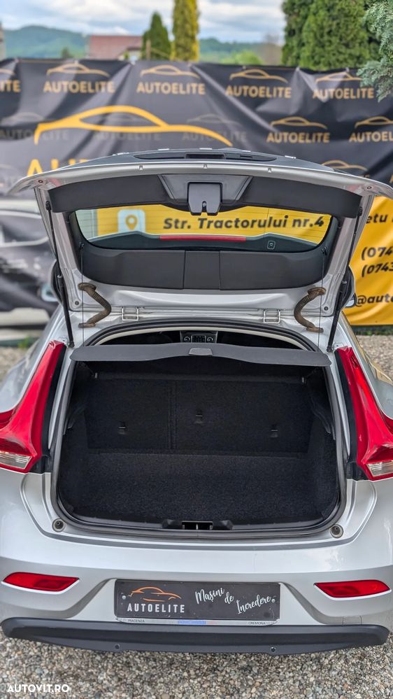 Volvo V40 D2 ECO Kinetic - 14
