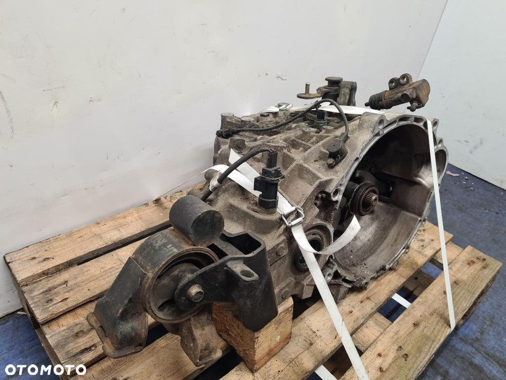KIA CEED I LIFT 1.6 CRDI SKRZYNIA BIEGÓW MANUALNA W9J6 - 11