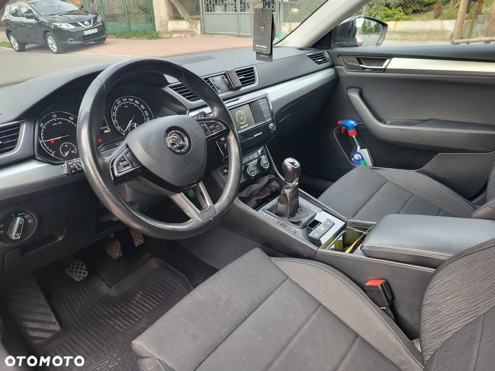 Skoda Superb 2.0 TDI 4x4 Ambition - 14
