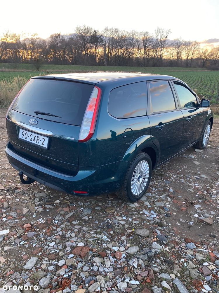 Ford Focus 1.8 Titanium - 9