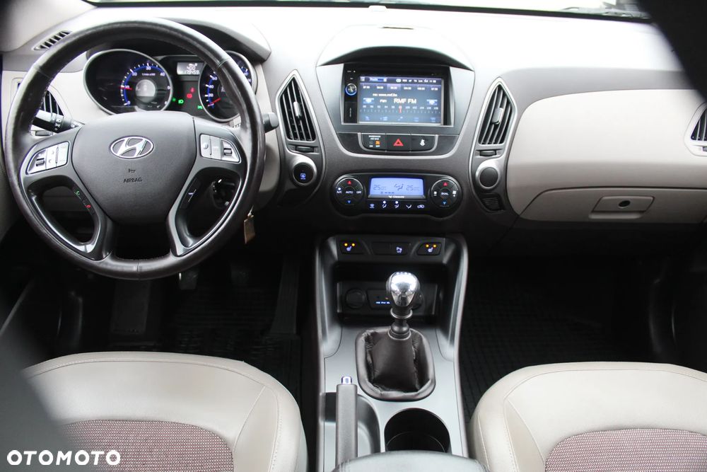 Hyundai ix35 2.0 CRDi Comfort 2WD - 16