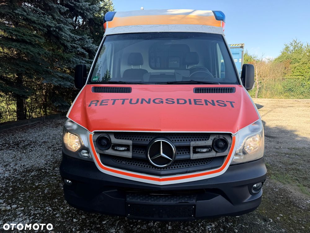 Mercedes-Benz Sprinter - 1