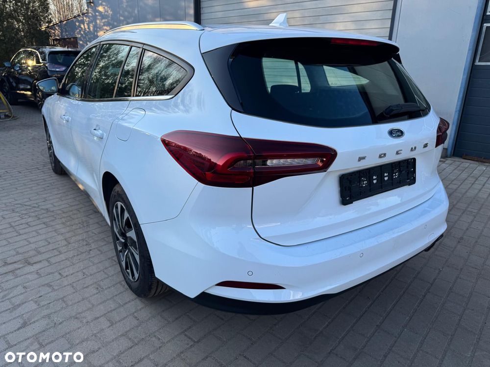 Ford Focus SW 1.5 EcoBlue S&S TITANIUM - 5