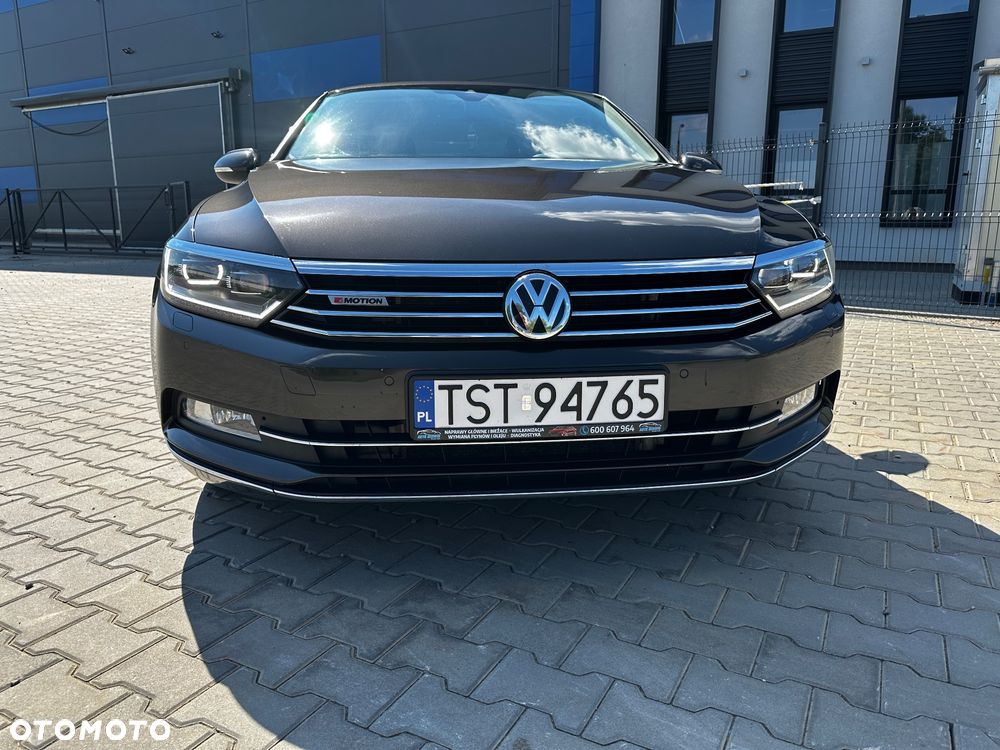 Volkswagen Passat 2.0 TDI SCR 4Mot DSG Highline - 4