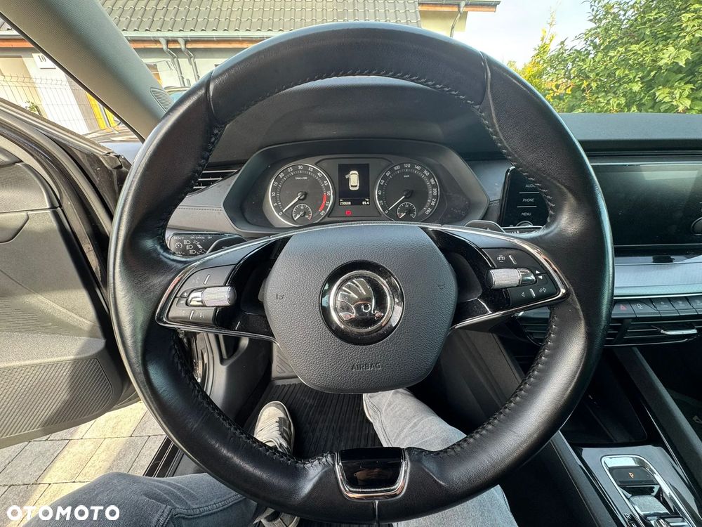 Skoda Octavia 2.0 TDI Ambition DSG - 10