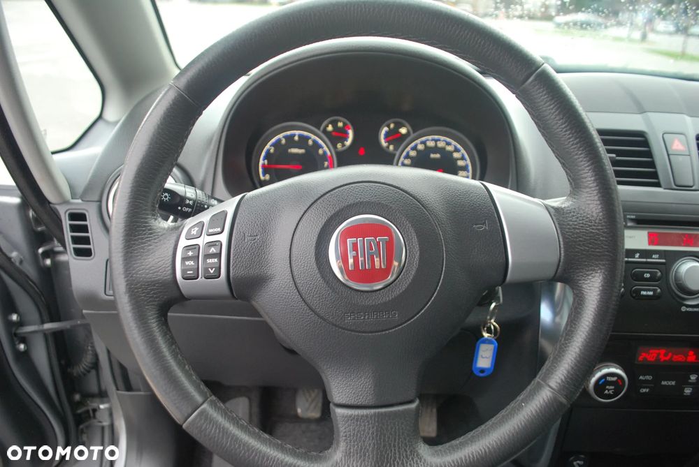 Fiat Sedici - 14