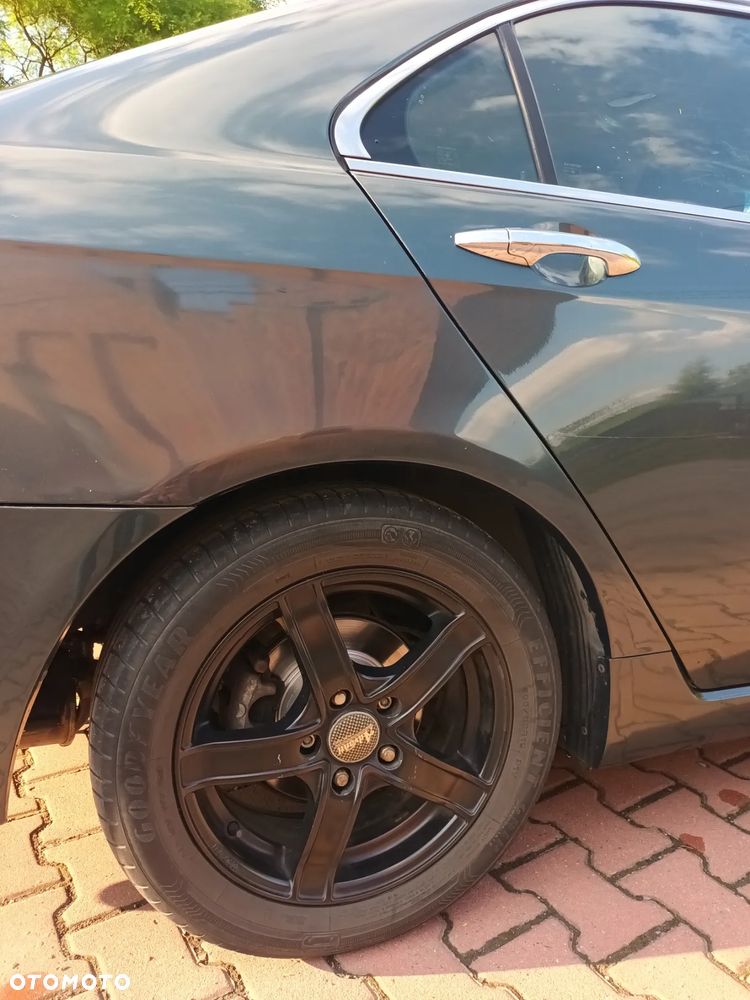 Honda Accord 2.0 Comfort - 14