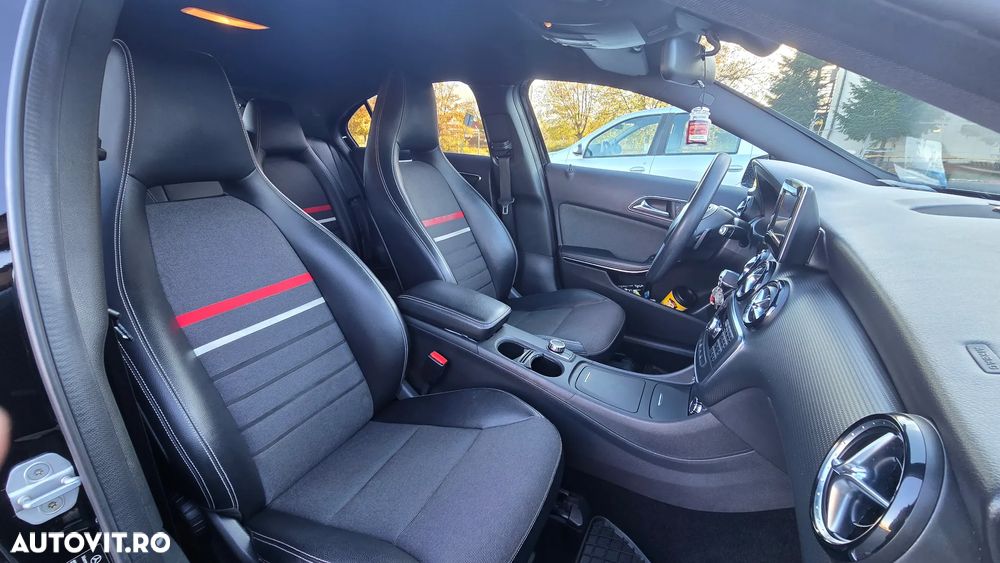 Mercedes-Benz A 180 CDI BlueEFFICIENCY Aut. - 12