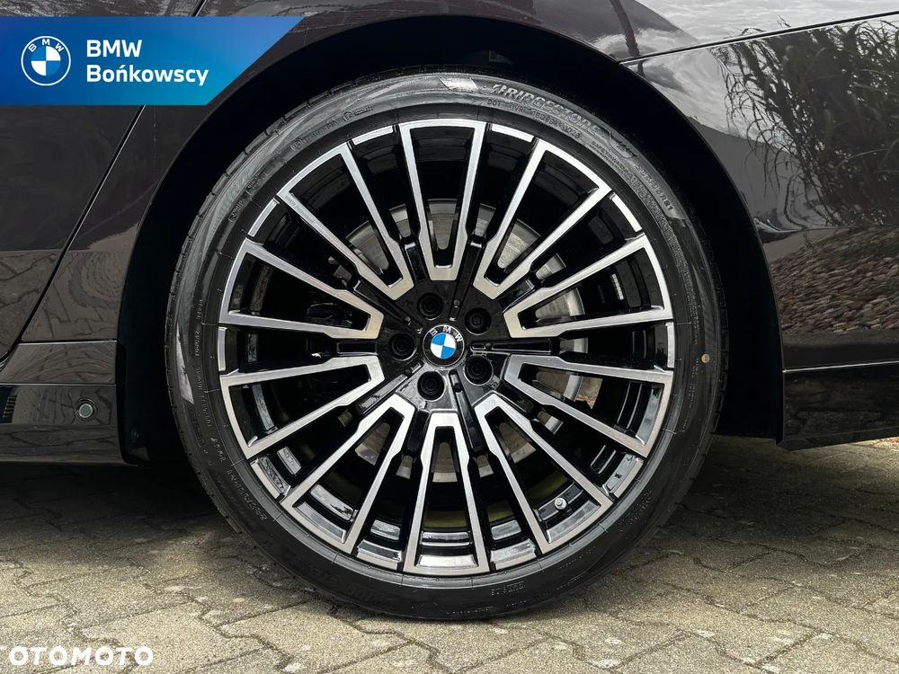 BMW Seria 7 740d xDrive mHEV Nero Lusso Edition sport - 9