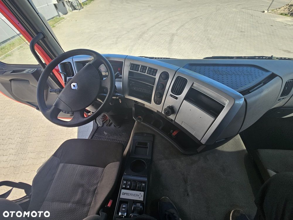 Renault Premium - 11