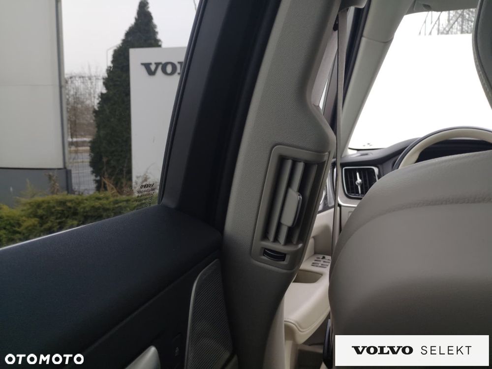 Volvo XC 60 - 36