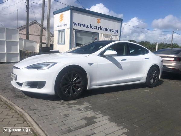 Tesla Model S 75