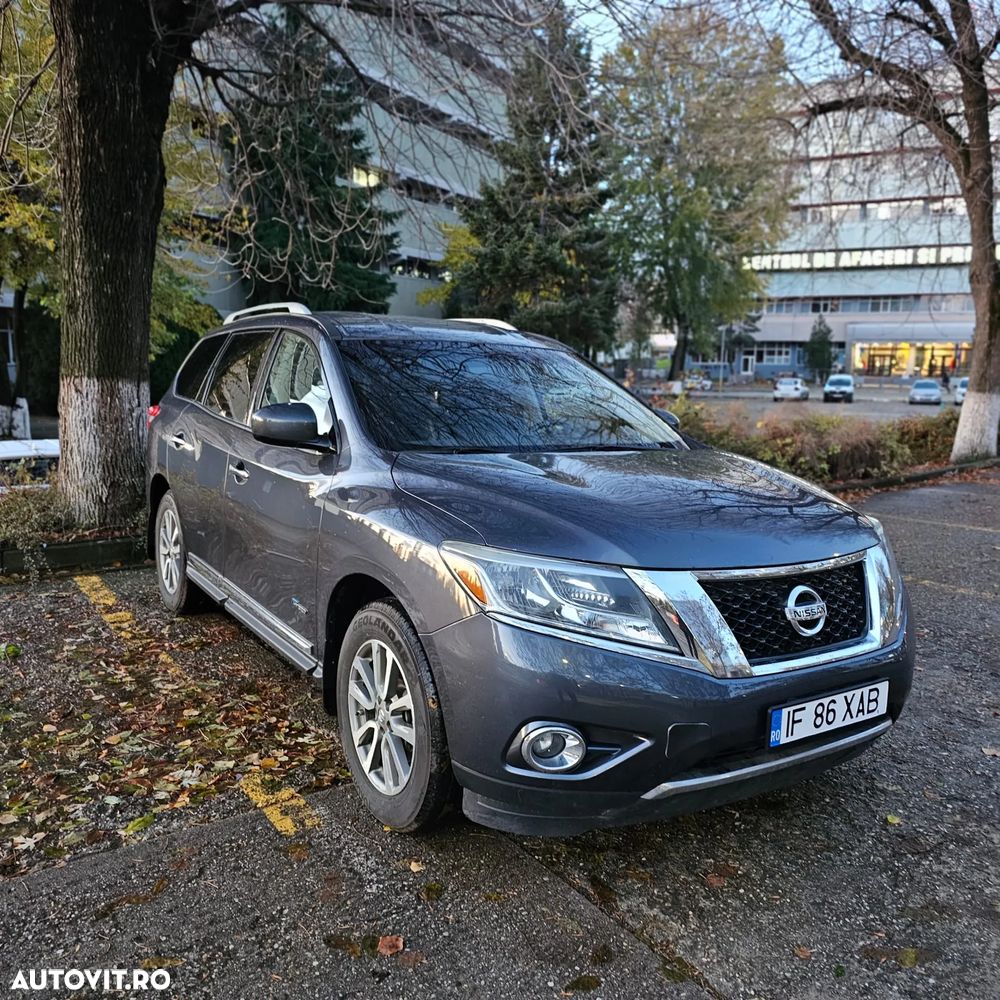 Nissan Pathfinder 3.0 dCi Aut. LE - 2