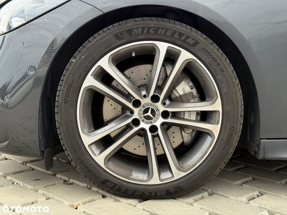 Mercedes-Benz Klasa C 300 d mHEV 4-Matic AMG - 10