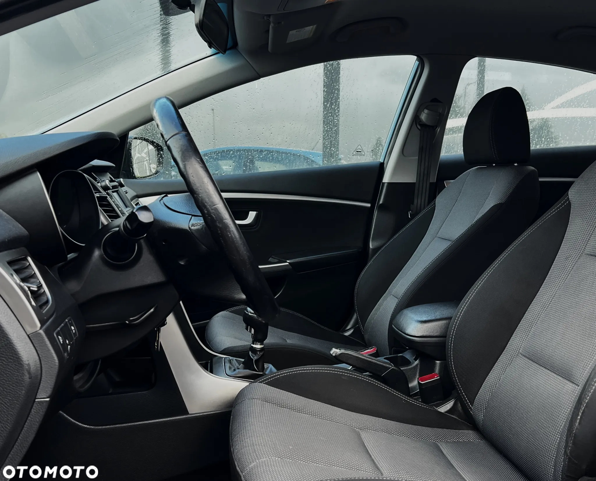 Hyundai i30 1.6 CRDi BlueDrive Comfort - 23
