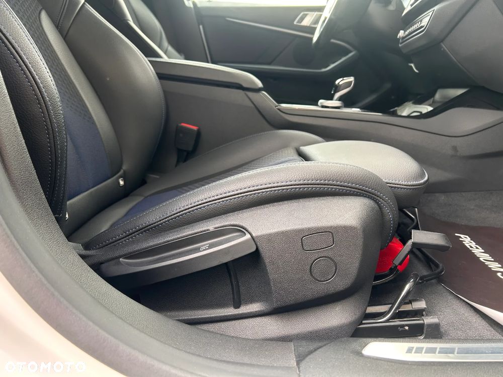 BMW Seria 2 218i M Sport - 19