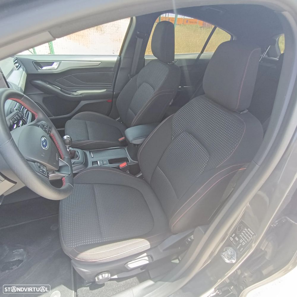 Ford Focus 1.0 EcoBoost MHEV ST-Line Style SIP - 13