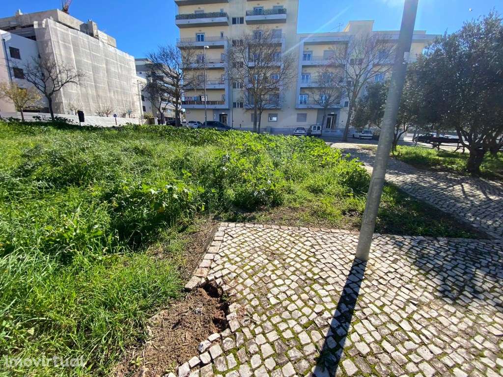 Lote de terreno urbano para construção de 16 fogos, Loulé, Algarve - Grande imagem: 5/12