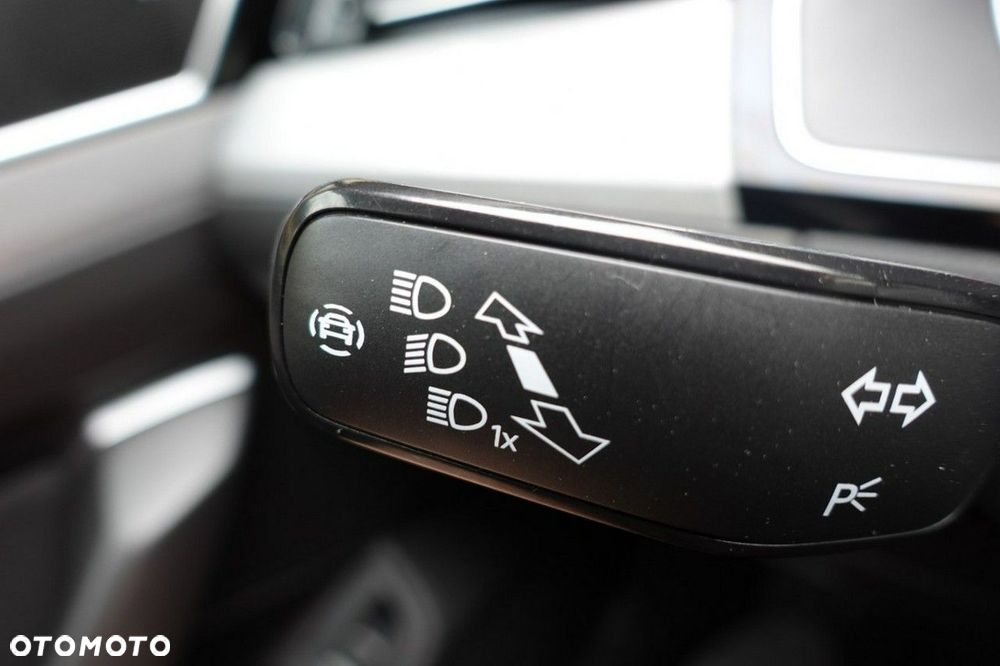 Volkswagen Passat - 22