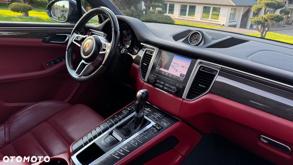 Porsche Macan - 8