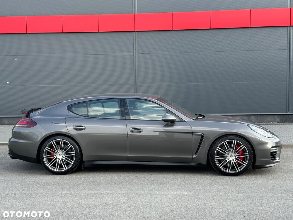 Porsche Panamera - 14