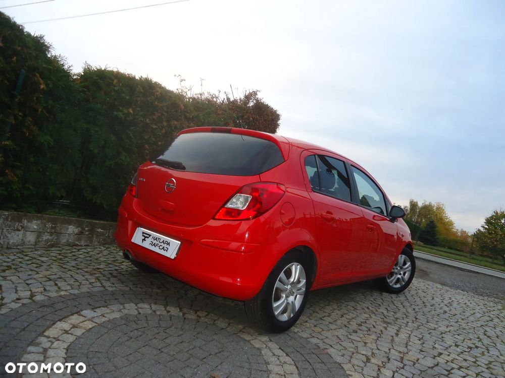 Opel Corsa 1.4 16V Selection - 4