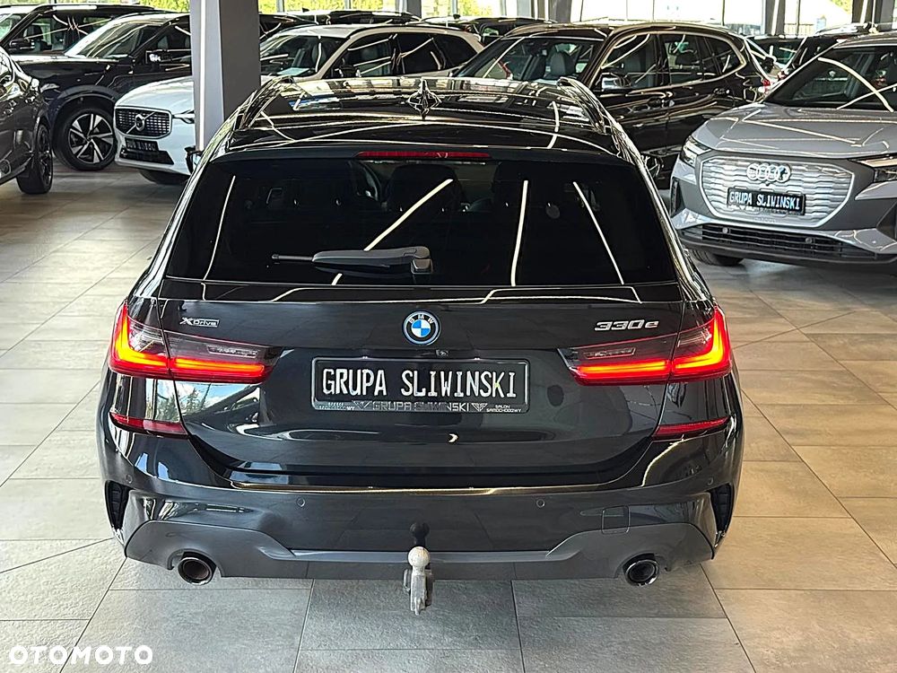 BMW Seria 3 330e xDrive M Sport sport - 7