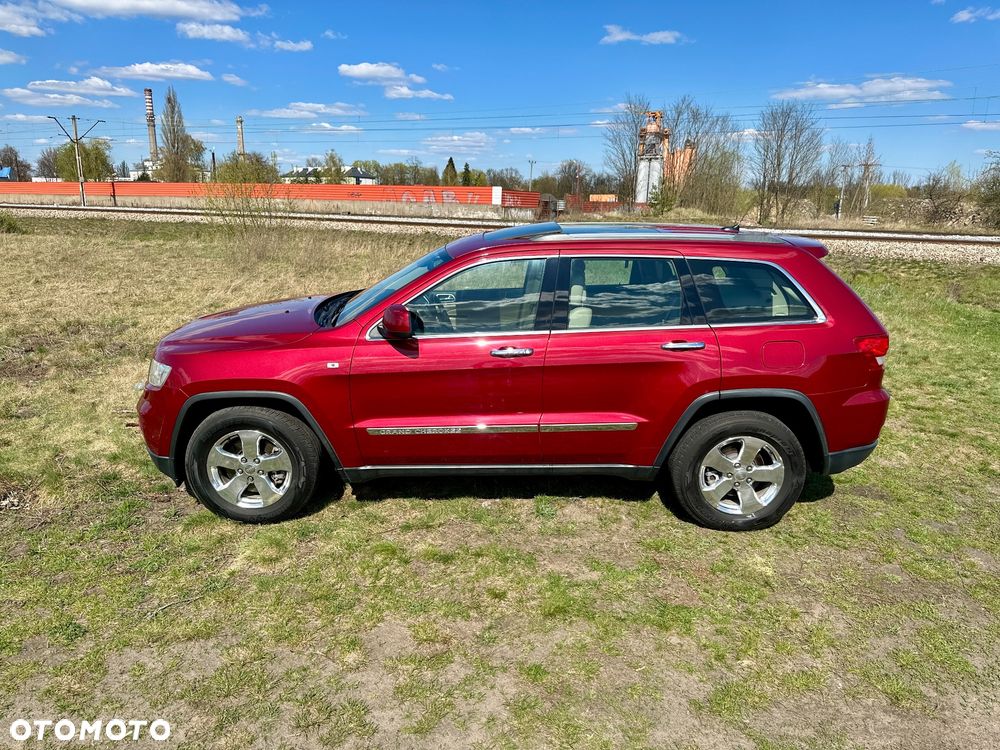 Jeep Grand Cherokee - 14