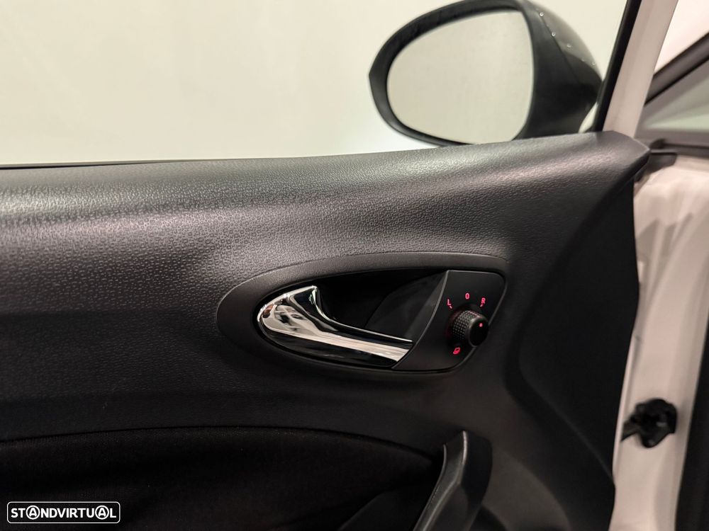 SEAT Ibiza ST 1.6 TDI FR DSG - 48