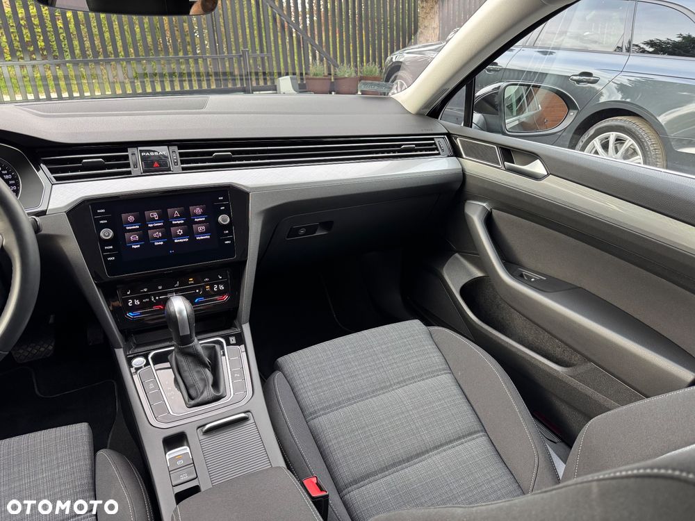 Volkswagen Passat 2.0 TSI Business DSG - 14