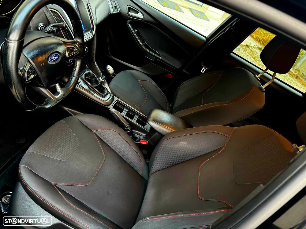 Ford Focus SW 1.5 TDCi ST-Line - 8