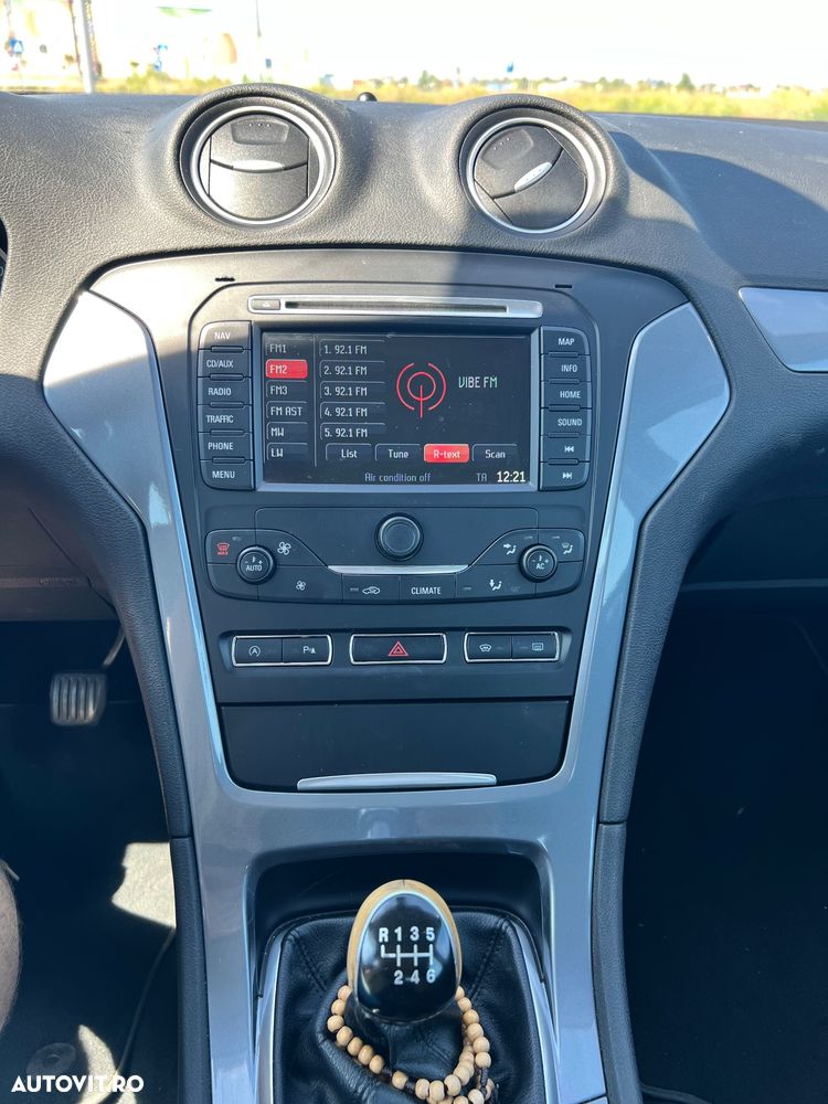 Ford Mondeo - 13