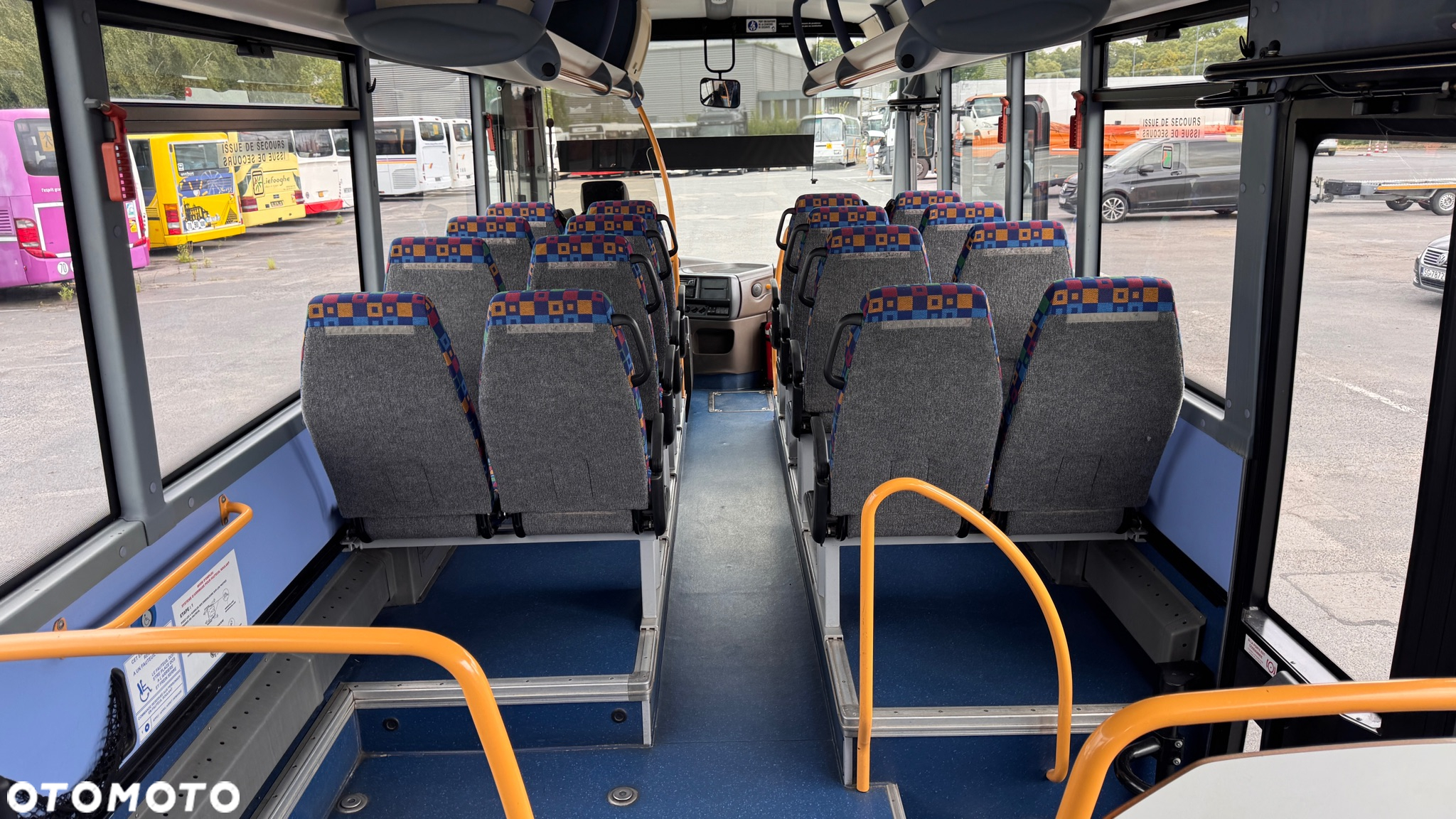 Irisbus KRÓTKI 10,5 metra /Crossway / 46 miejsc/ mały przebieg / CENA: 87000zł netto - 17