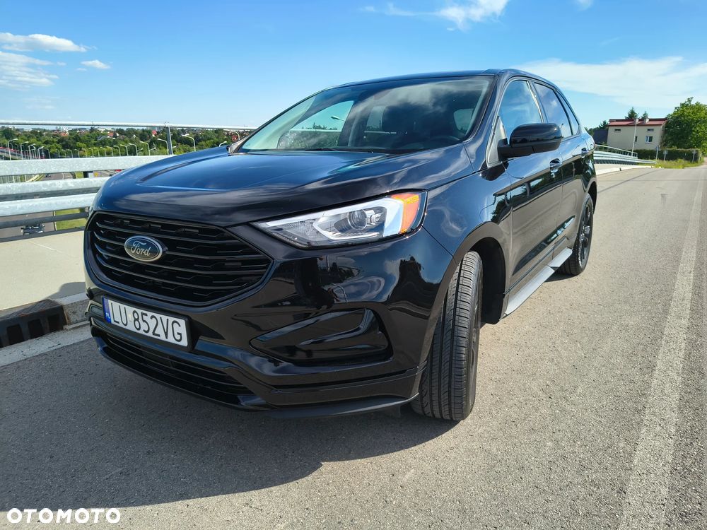 Ford Edge - 1
