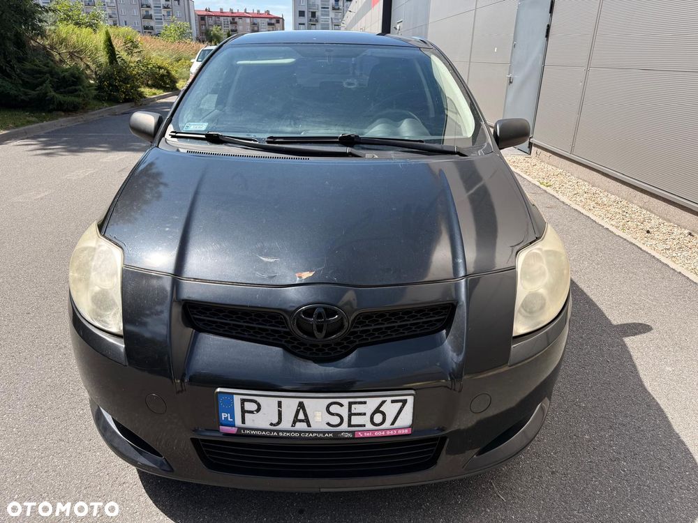 Toyota Auris 1.6 2010 - 2