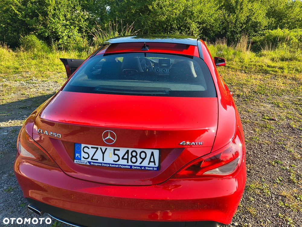 Mercedes-Benz CLA 250 7G-DCT Sport - 4