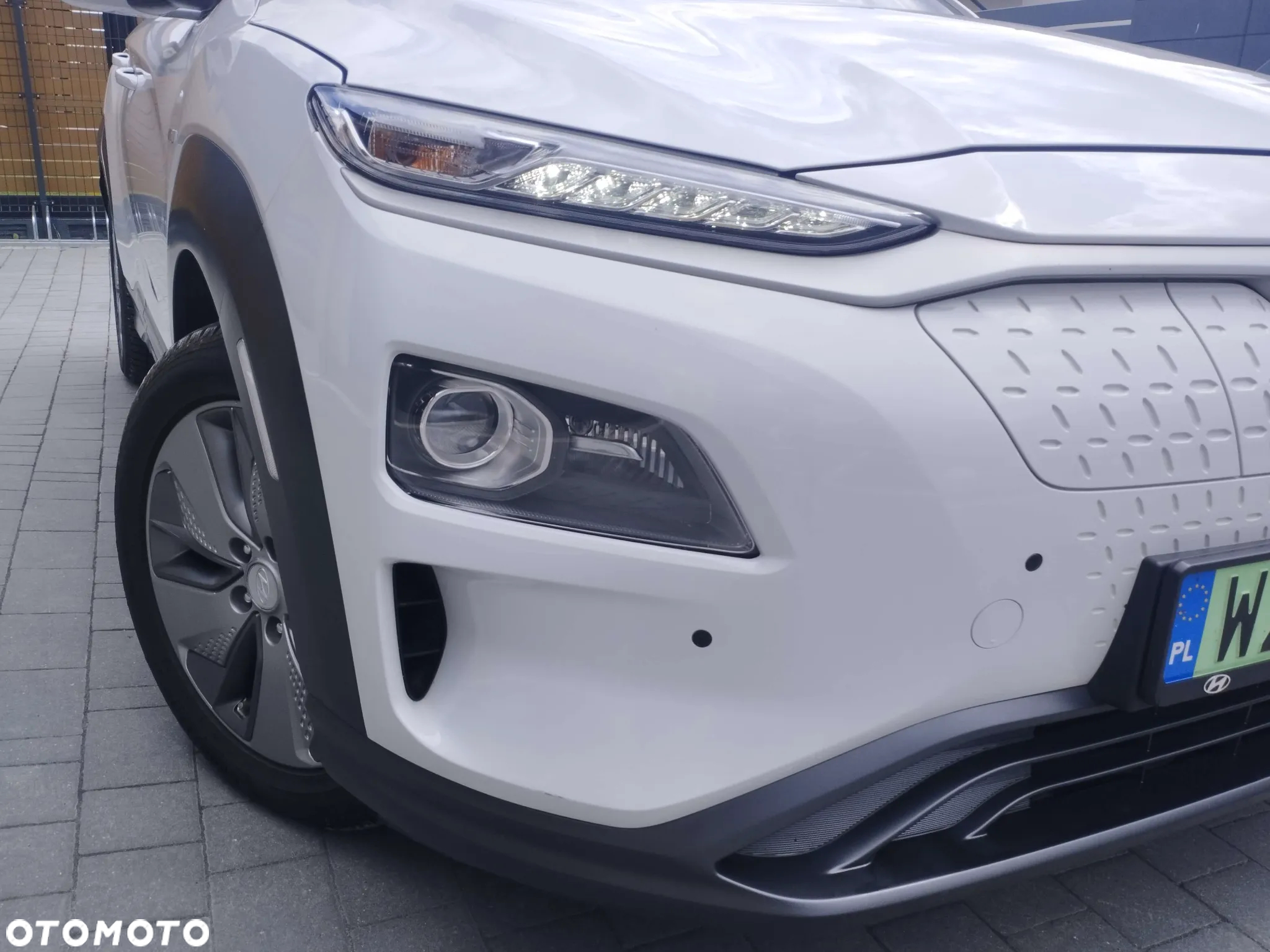 Hyundai Kona Electric 39kWh Premium - 12
