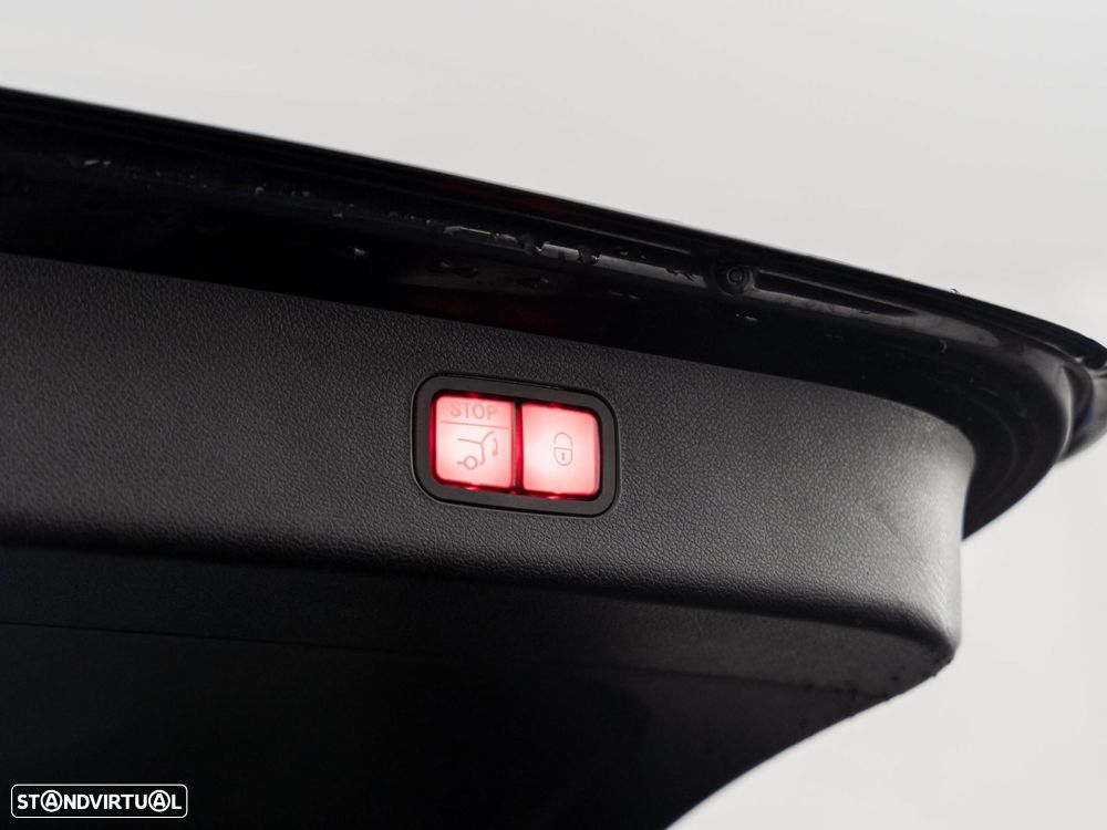 Mercedes-Benz E 300 - 12