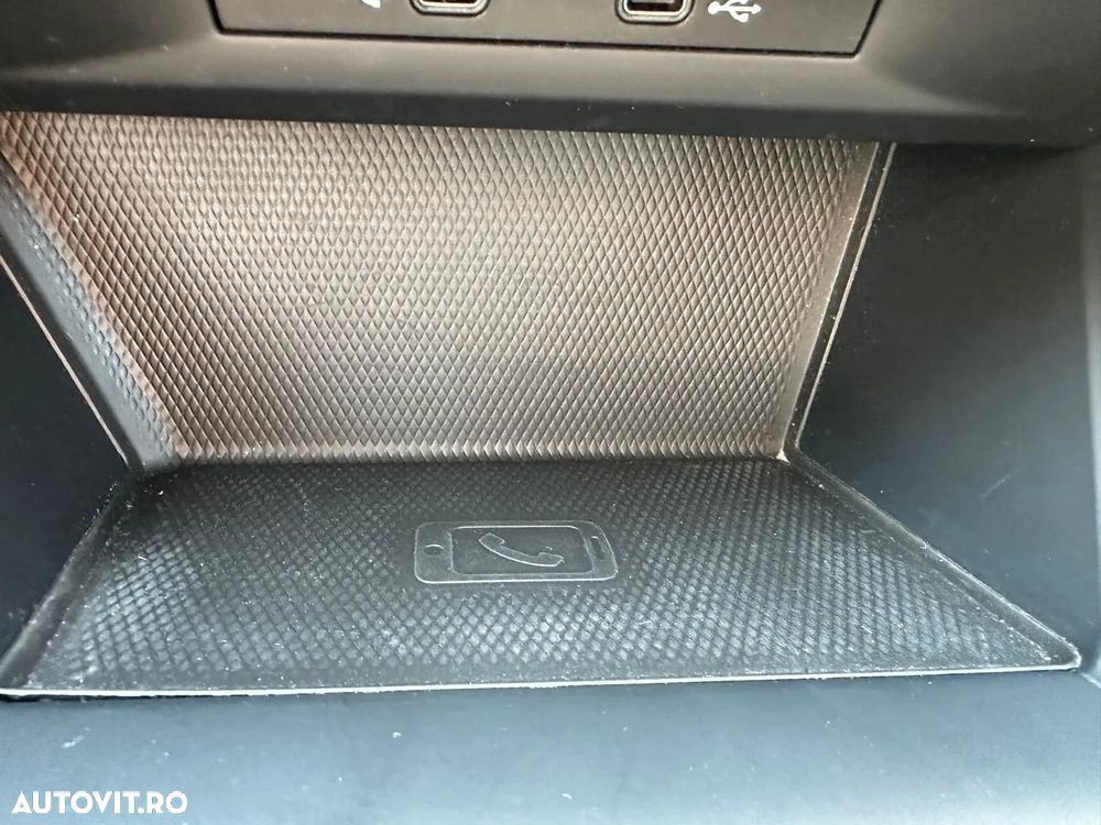 Volkswagen Golf 2.0 TDI Life - 15