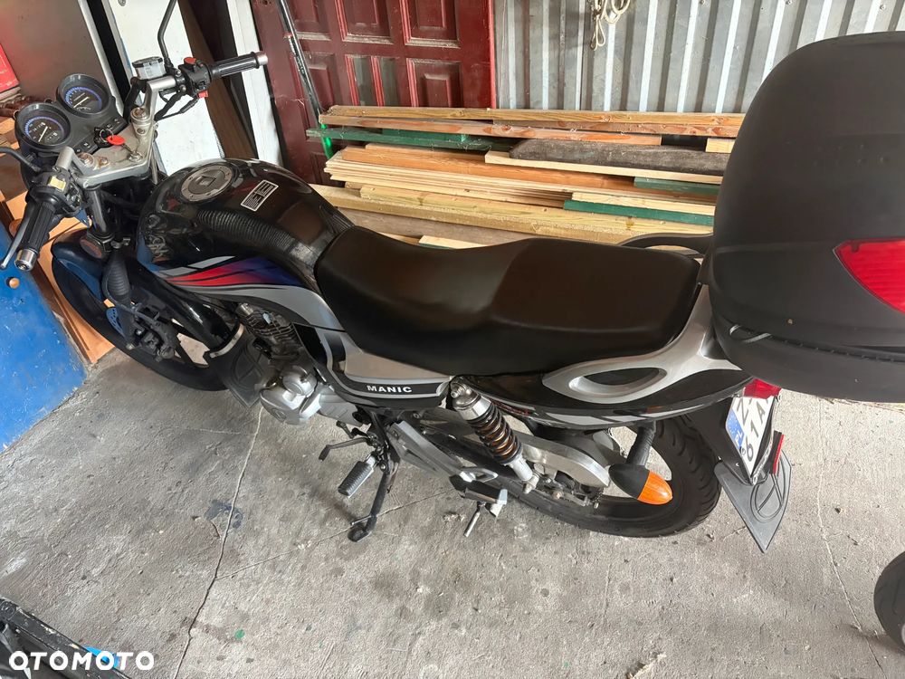 Zipp Manic 125 - 1