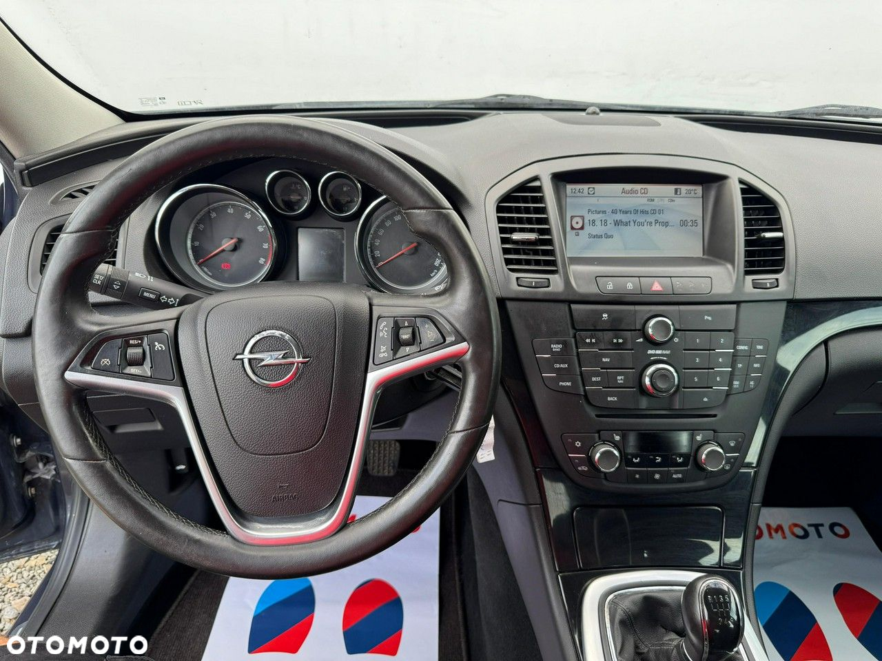 Opel Insignia - 26